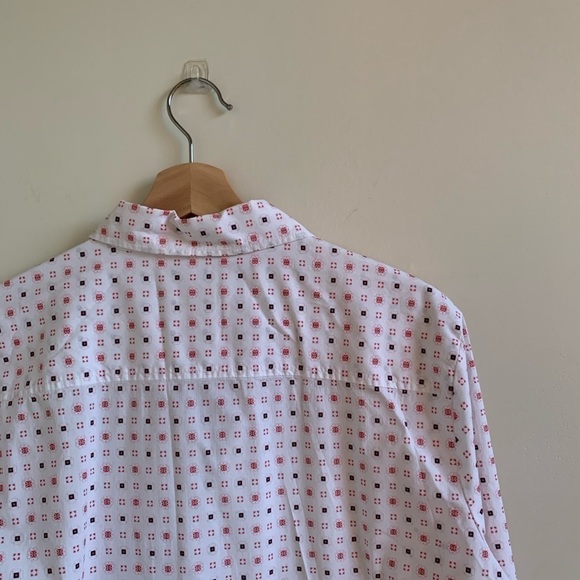 Gap white Pink & Purple Pattern Button Down Top - Picture 4 of 6